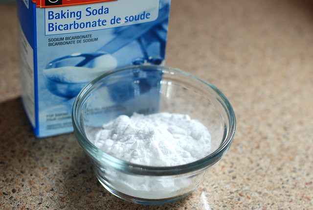Stockflecken mit Baking Soda entfernen